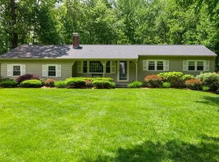 43 Sleigh Rd, Chelmsford, MA 01824