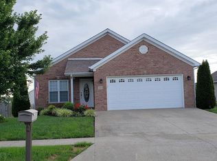 309 Village Dr, Berea, KY 40403