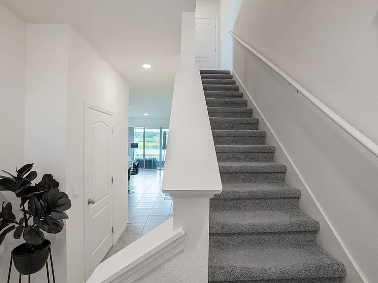 1456 Isleta Loop — Photo 23