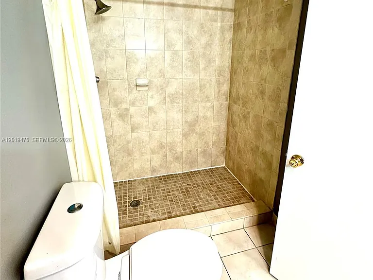 443 NE 195th St #345 — Photo 34