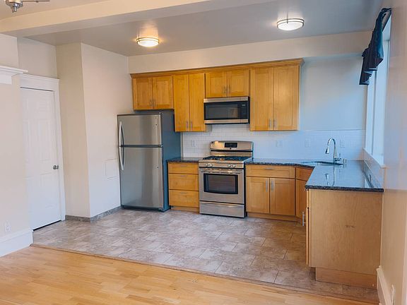 4th image of 812-816 Central Ave #1