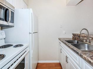 Sunset Place, Orlando, FL 32822