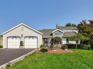 56 Annandale Rd, Commack, NY 11725