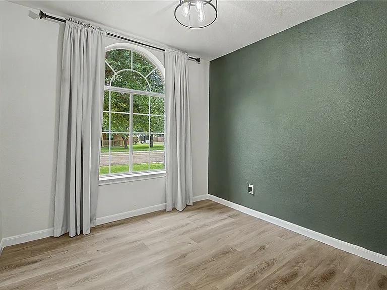 15303 Faircrest Ct — Photo 19
