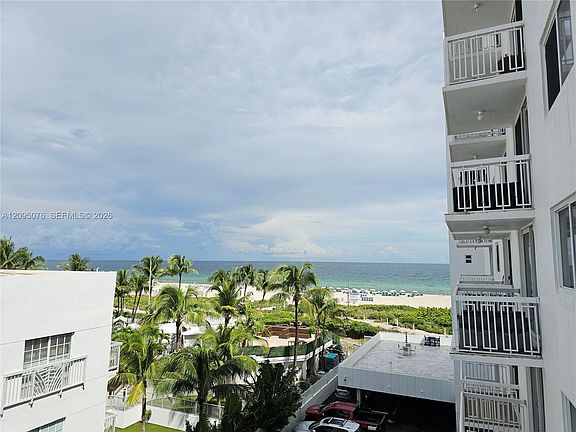 2nd image of 401 Ocean Dr APT 522