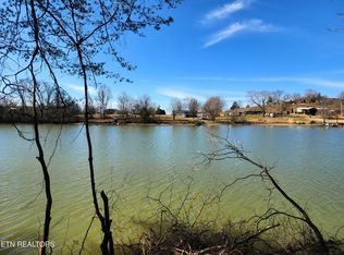 130 Hart Orchard Rd, Kingston, TN 37763