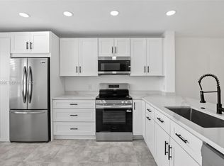 12601 SW 13th St APT 411G, Hollywood, FL 33027
