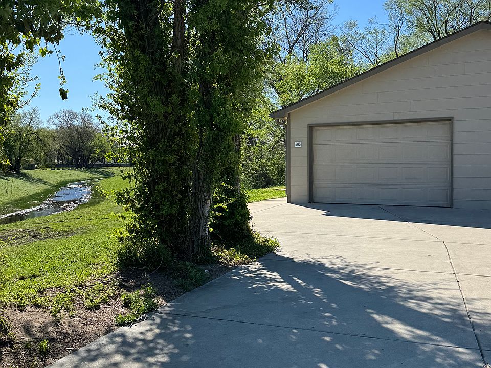 1st image of 505 W Meadow Creek Cir #505