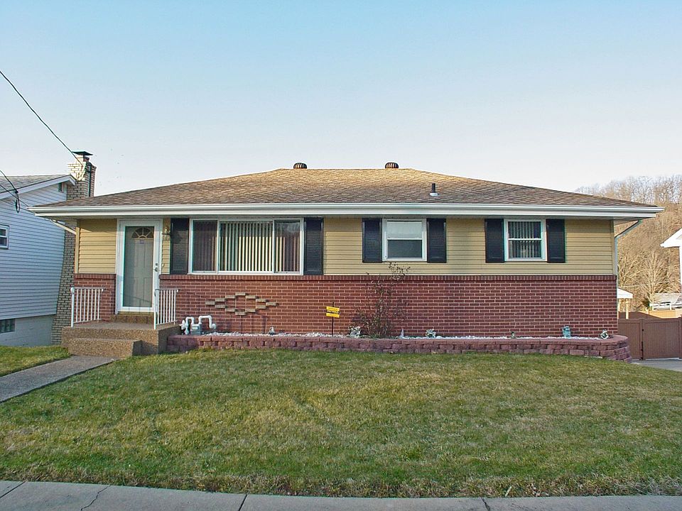 1st image of 216 Theresa Dr