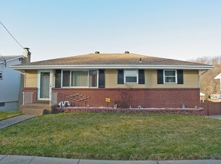 216 Theresa Dr, Weirton, WV 26062