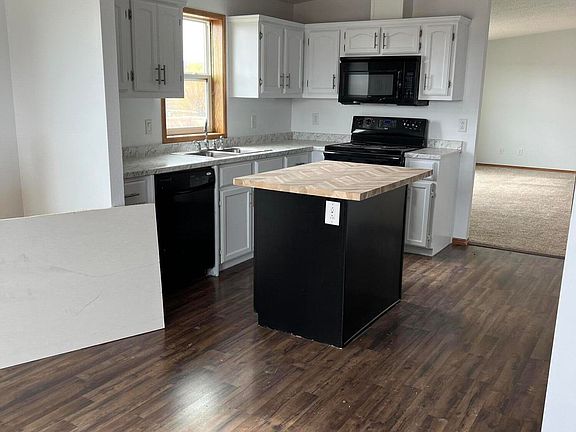 3rd image of 195 Chaparro Ln Lot 7