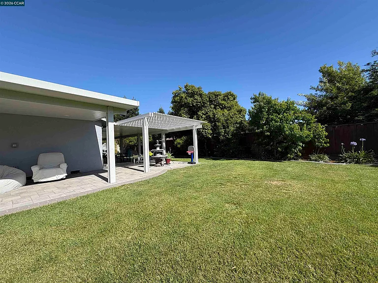 397 Ann Ct — Photo 16
