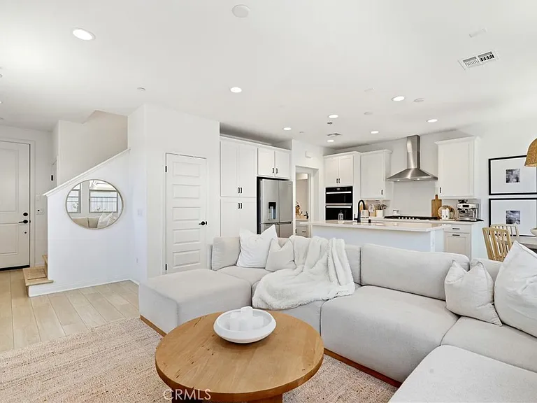 880 Cornelia Way Rancho — Photo 5