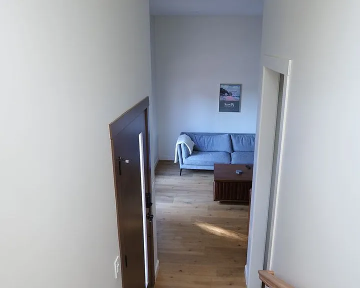 10916 Arleta Ave — Photo 20