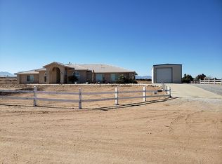 7140 Christina Rd, Oak Hills, CA 92344