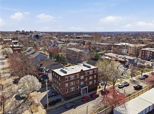 3401 Central St, Kansas City, MO 64111