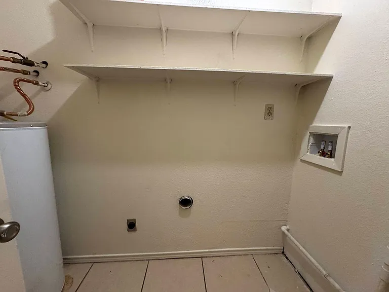 1301 Franz Dr — Photo 18