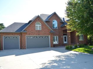 3037 Eagle Ridge Dr E, Willmar, MN 56201