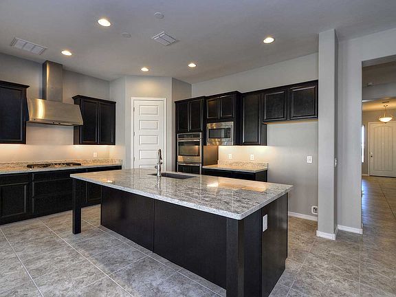 3rd image of 1080 W Rock Daisy Ln