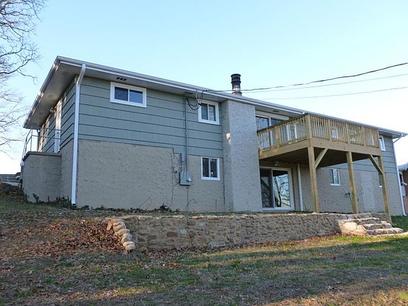 2nd image of 704 Highview Dr