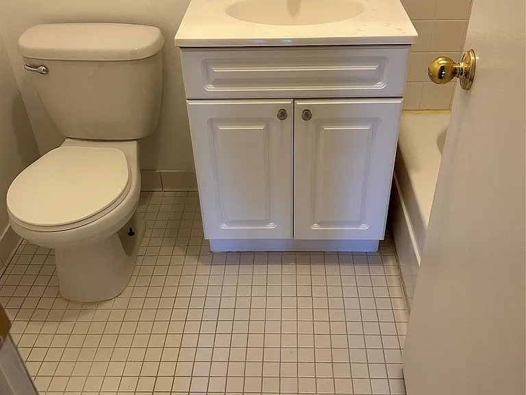 7 Charles Ln #2B — Photo 10