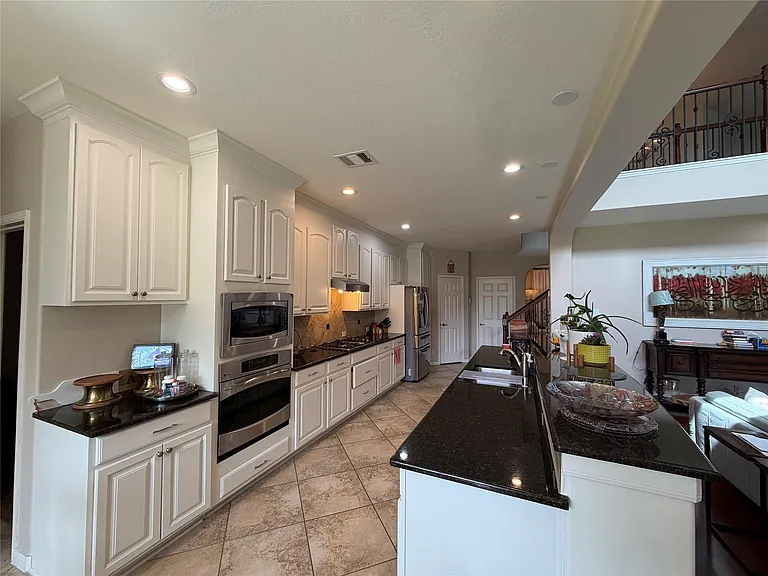 5518 Plumero Meadow Dr — Photo 10