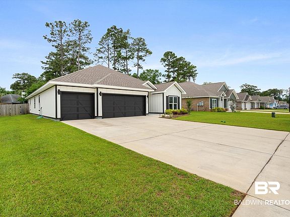 3rd image of 9294 Amethyst Dr