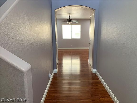 3rd image of 9252 Millikan Ave