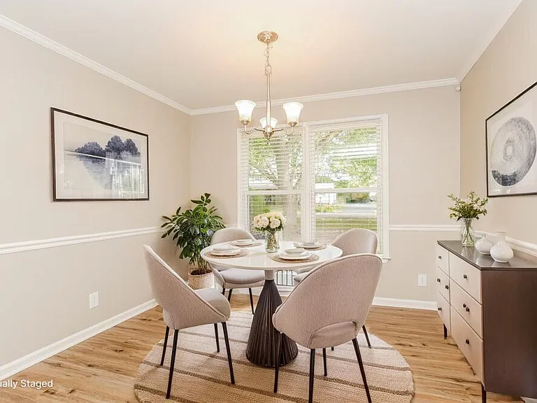 2409 Racquet Club Dr — Photo 6