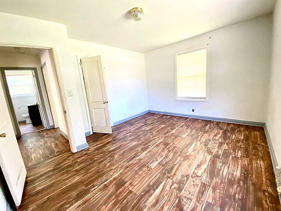 5th image of 3811 W Cervantes St