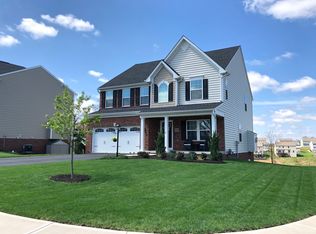 818 Balmoral Ct, Coraopolis, PA 15108
