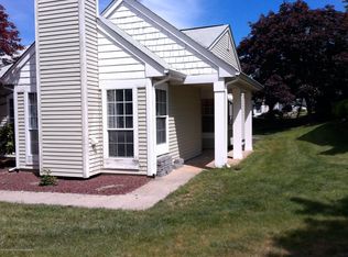 1069B Canterbury Dr, Manchester, NJ 08759