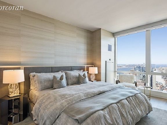 5th image of 460 W 42nd St APT 58L