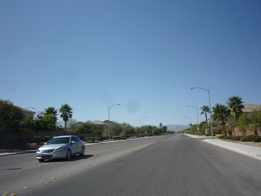 2nd image of 7683 Noche Oscura Cir