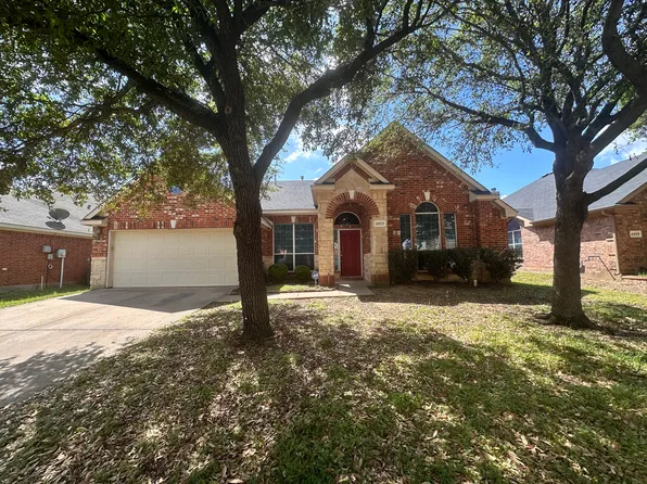 4923 Screech Owl Ln, Grand Prairie, TX 75052