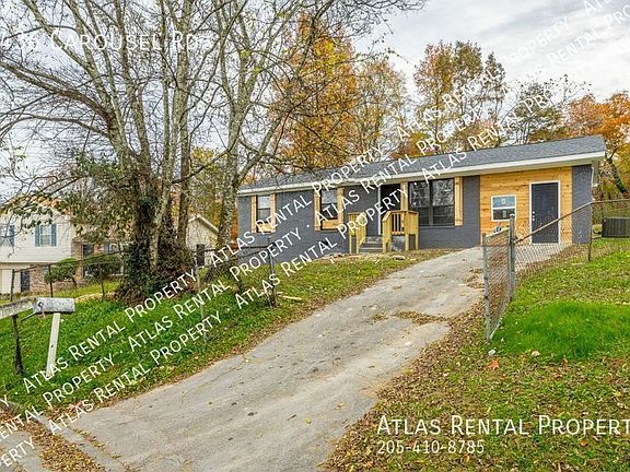 3rd image of 1436 Carousel Rd