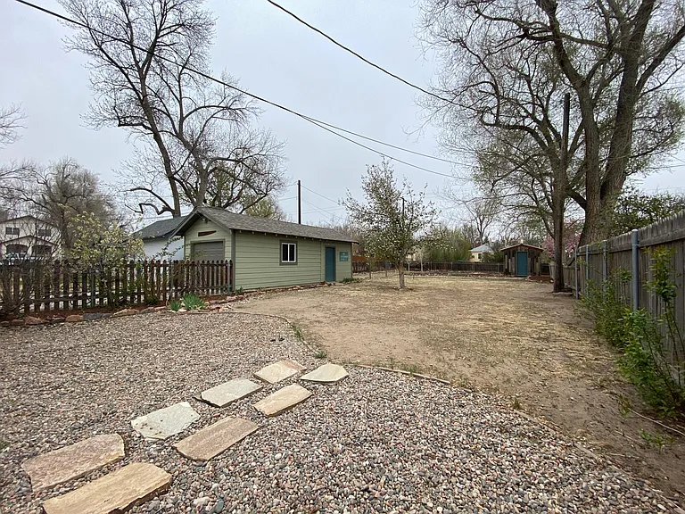 527 N Hancock Ave — Photo 25