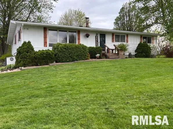 16157 Moore Cemetery Rd, Carlinville, IL 62626