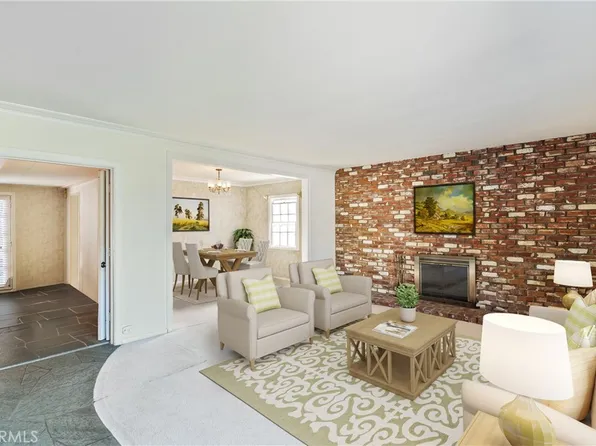 430 Santiago Ave, Long Beach, CA 90814