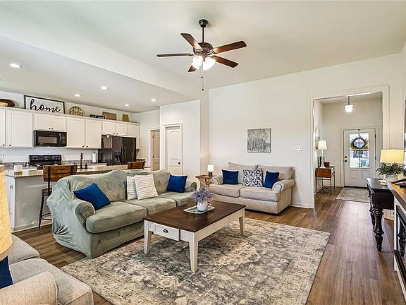 5th image of 28326 Merrimack Dr