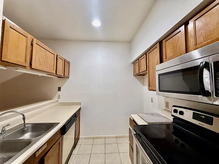 8055 Cambridge St #71 — Photo 15