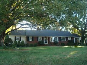 1st image of 1308 Park Ln