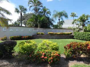 2616 N Garden Dr APT 303, Lake Worth, FL 33461
