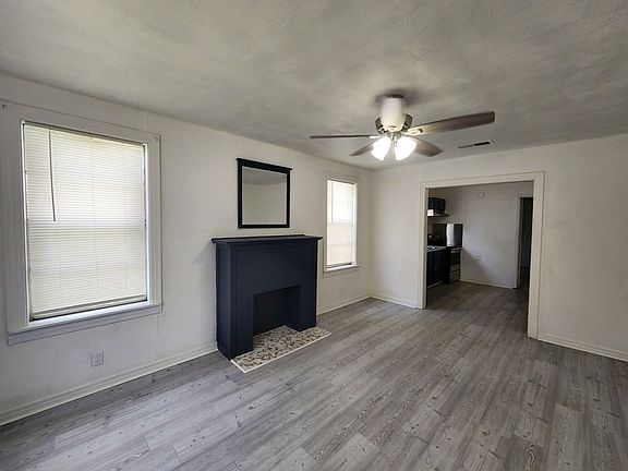 2nd image of 3925 Saint Vincent Ave