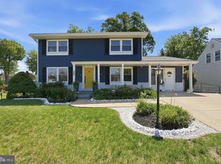 100 S Lincoln Ave, Sterling, VA 20164