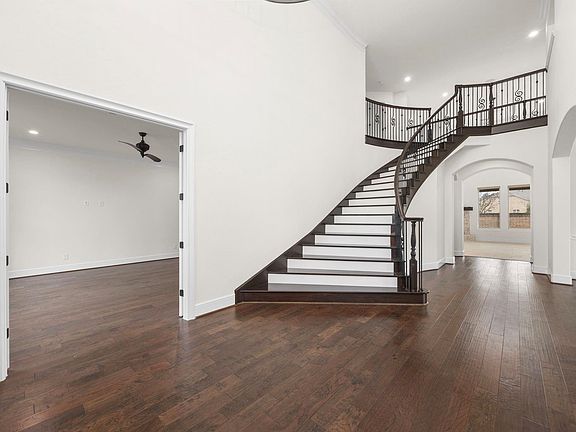 5th image of 8551 Tombron Grove Rd