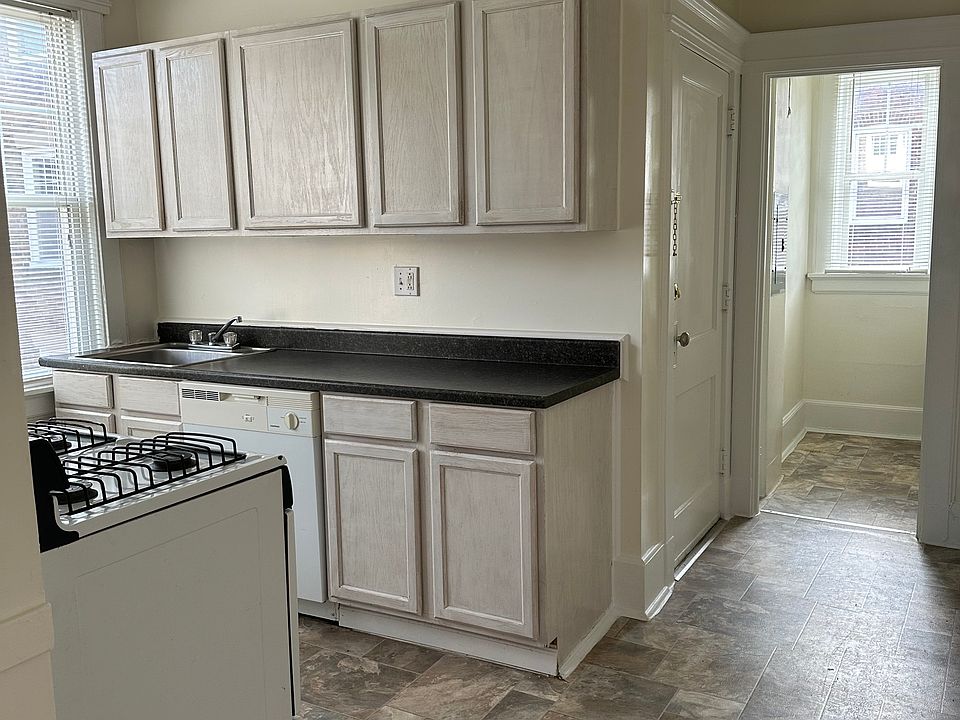 1st image of 2-1409 W 10th St