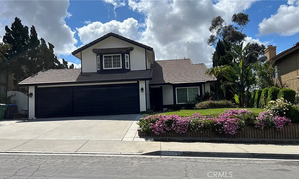 22599 Climbing Rose Dr