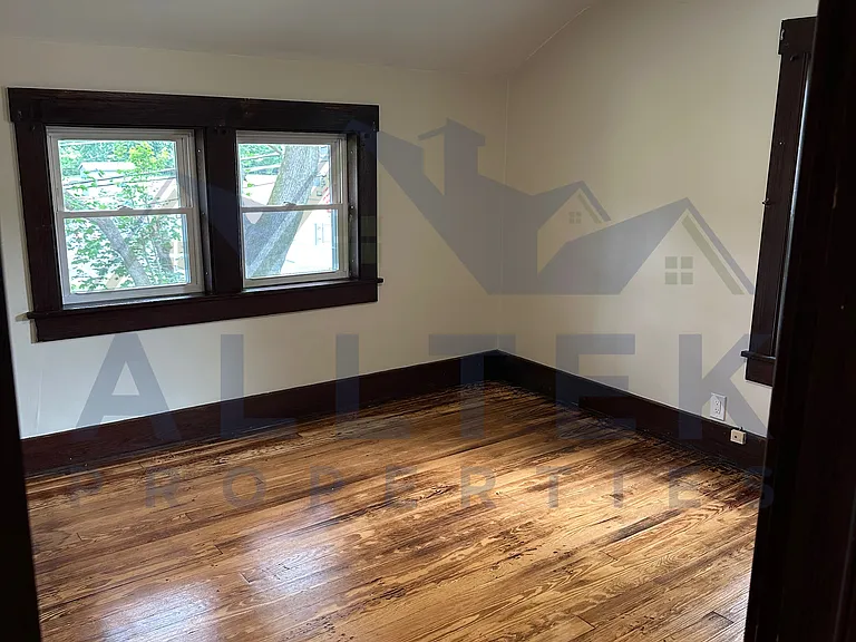 11900 Market St — Photo 14