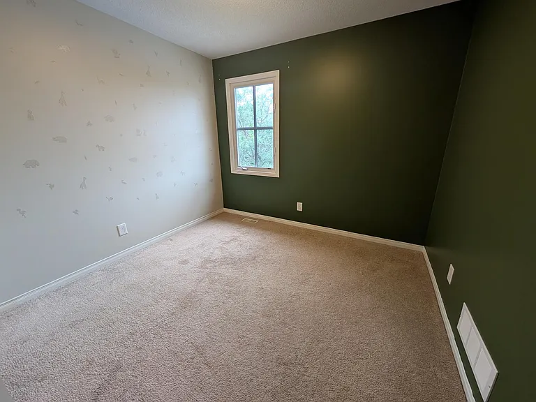 708 Margaret Way — Photo 19